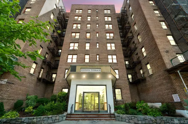 650 Warburton AVE #6M, Yonkers, NY 10701