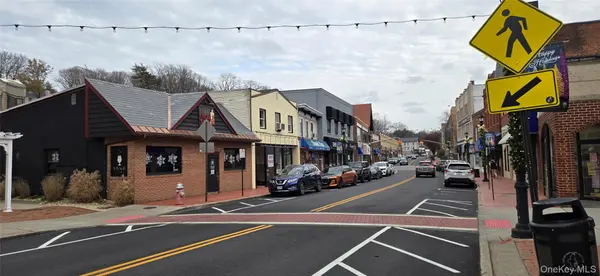 29 Glen ST #Store & 2nd floor mix use, Glen Cove, NY 11542