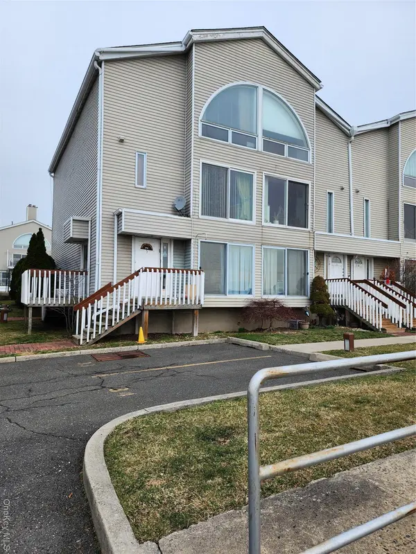 5 Landing WAY #59, Bronx, NY 10464