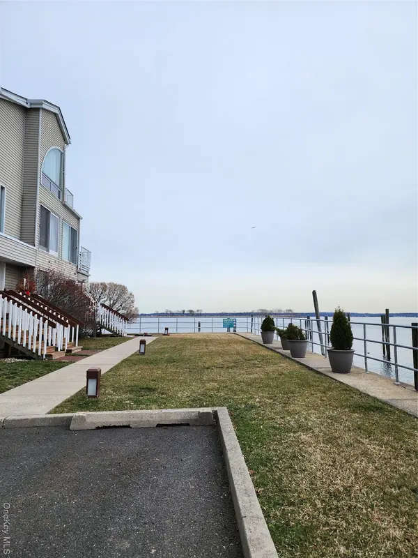 5 Landing WAY #59, Bronx, NY 10464