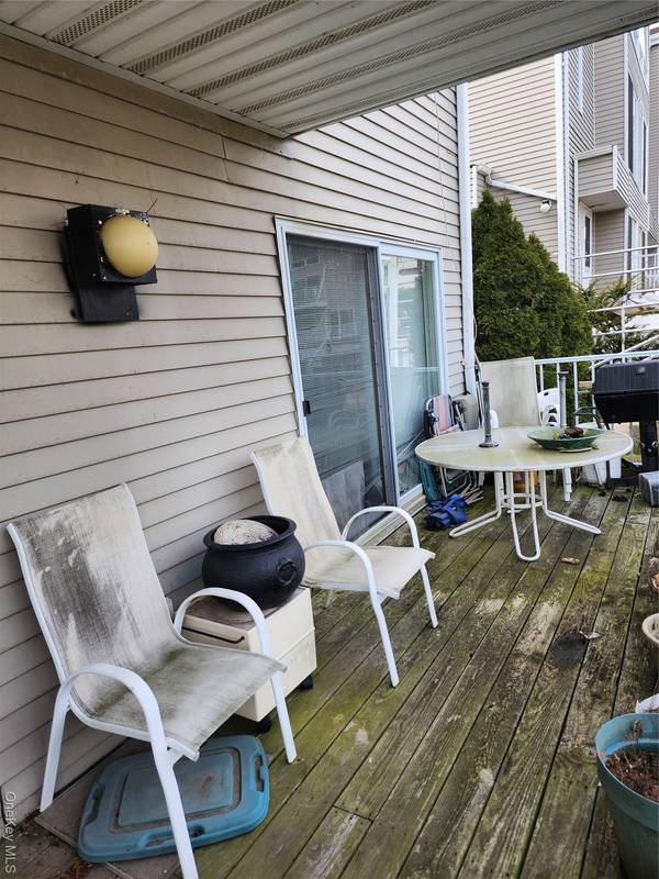 5 Landing WAY #59, Bronx, NY 10464