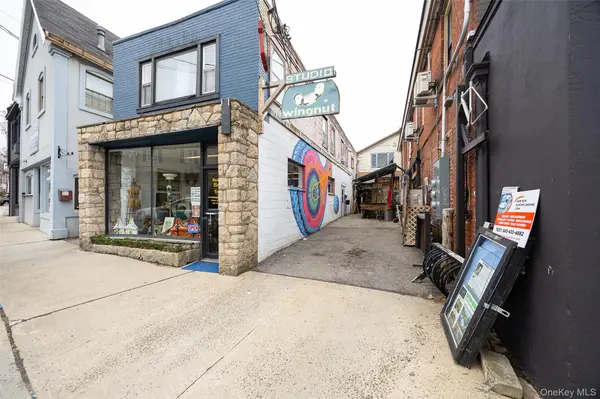 81 Vineyard AVE, Highland, NY 12528