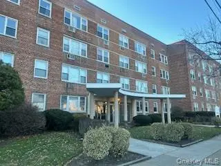 100 S. Ocean AVE #2B, Freeport, NY 11520