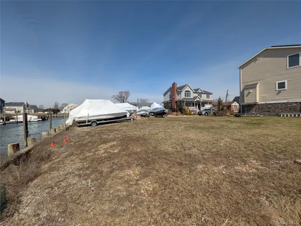 635 Arthur ST, Baldwin, NY 11510
