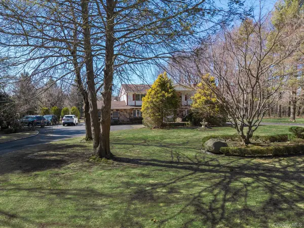 Address not disclosed, Glen Head, NY 11545