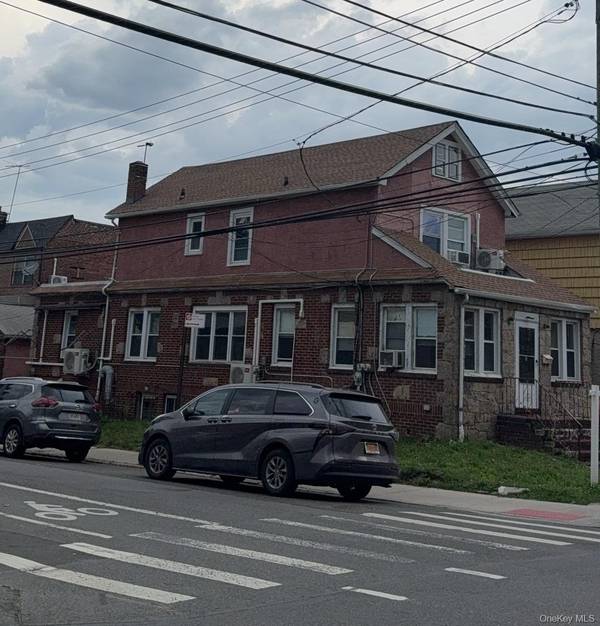 5844 136TH ST, Flushing, NY 11355