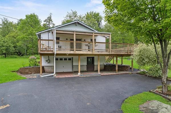 1013 Cooley RD, Parksville, NY 12768