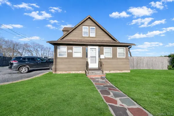 61 River AVE, Patchogue, NY 11772