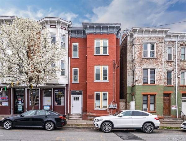 93 S Lander ST #2, Newburgh, NY 12550