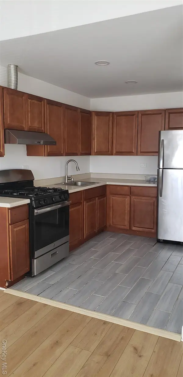 18411 144th RD, Springfield Gardens, NY 11413