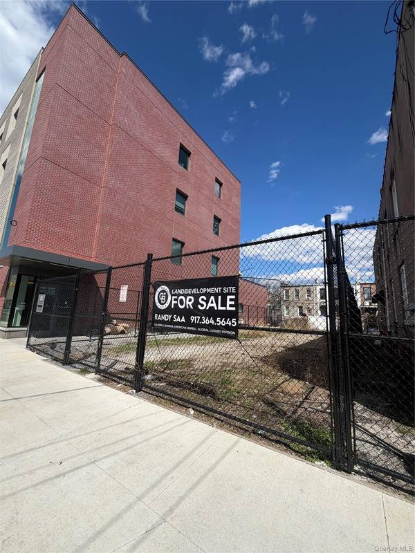 465 Cleveland ST, Brooklyn, NY 11208