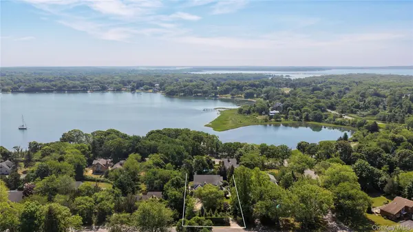 4 Glynn DR, Shelter Island, NY 11964
