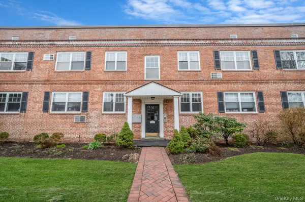 51 Lincoln AVE #D22, Rockville Centre, NY 11570