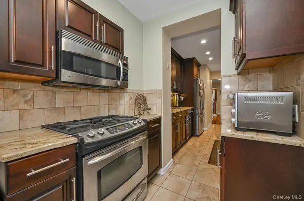 144-37 68th AVE, Kew Garden Hills, NY 11367