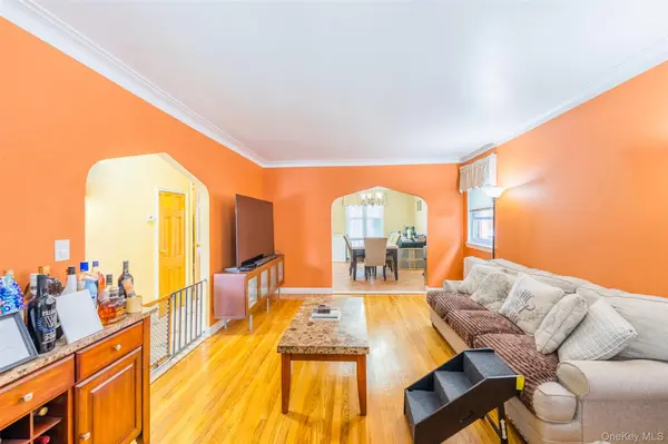 3214 Rawlins AVE, Bronx, NY 10465