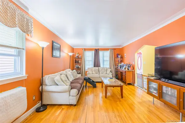 3214 Rawlins AVE, Bronx, NY 10465