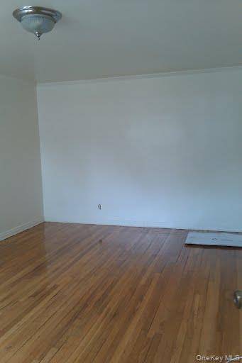 11433 204th ST, Saint Albans, NY 11412