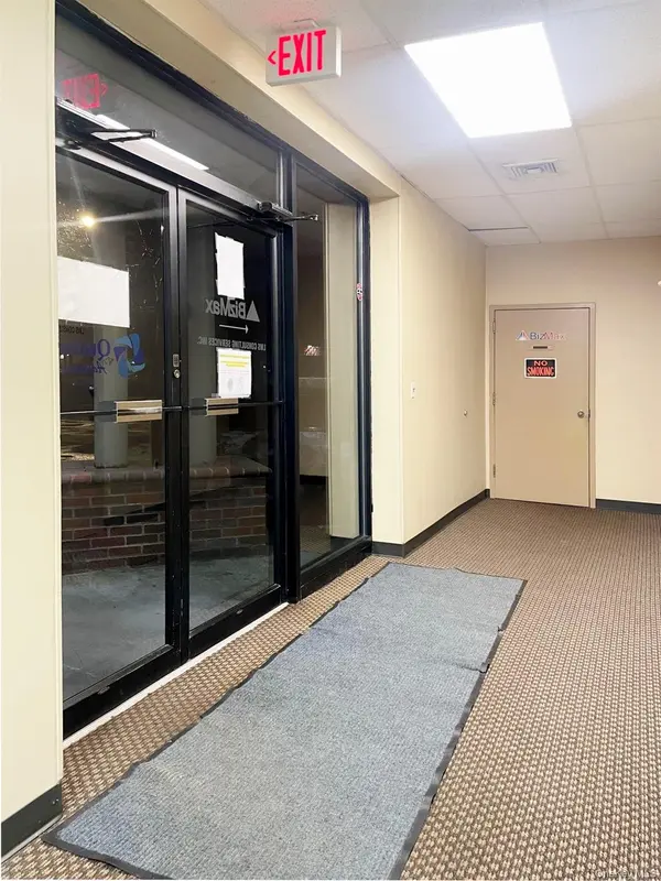 3330 Veterans Memorial HWY, Bohemia, NY 11716