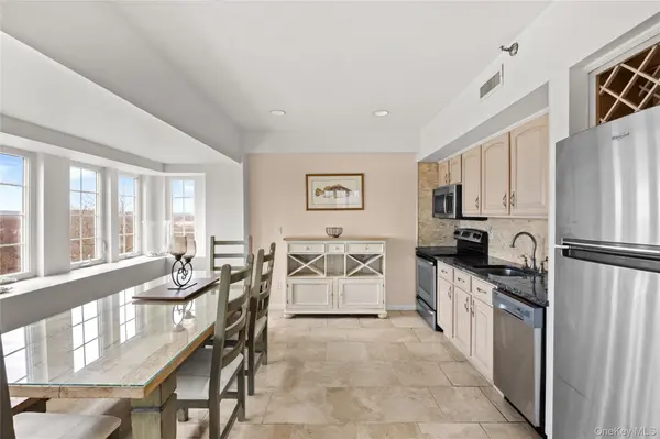 236 Edgemere ST #314, Montauk, NY 11954