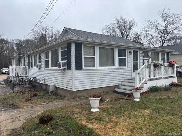 112 Priscilla AVE, Riverhead, NY 11901