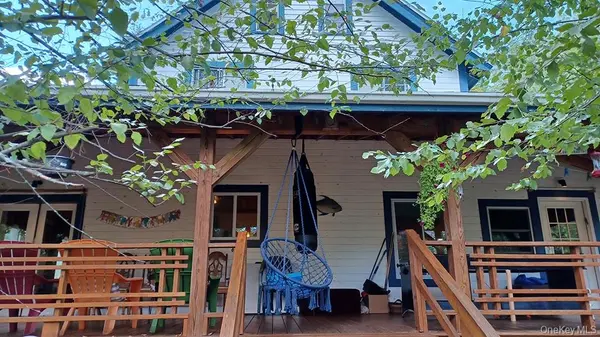 26 Maple AVE, Kauneonga Lake, NY 12749