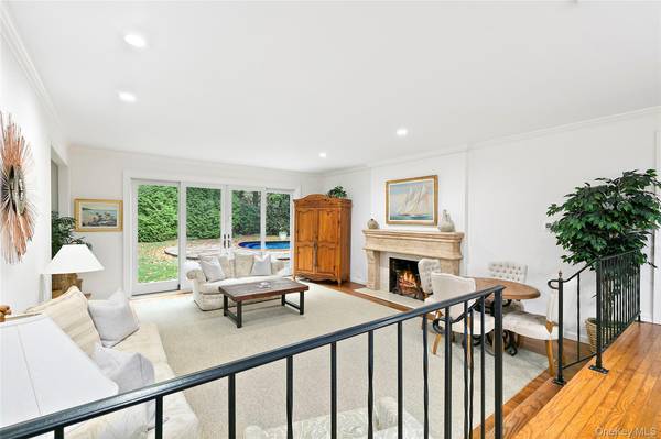 669 Hill ST, Southampton, NY 11968