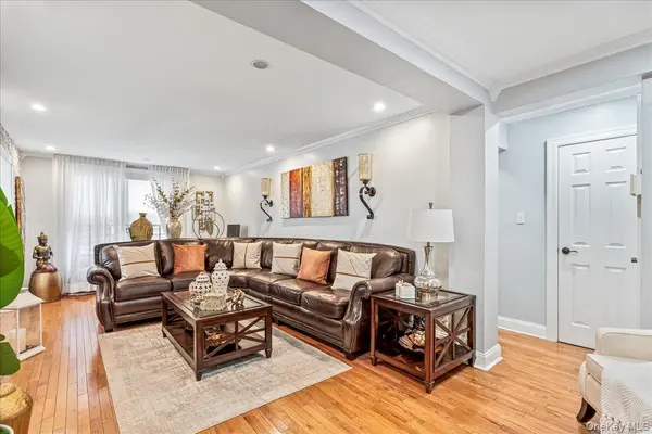 59-30 108th ST #2PP, Corona, NY 11368