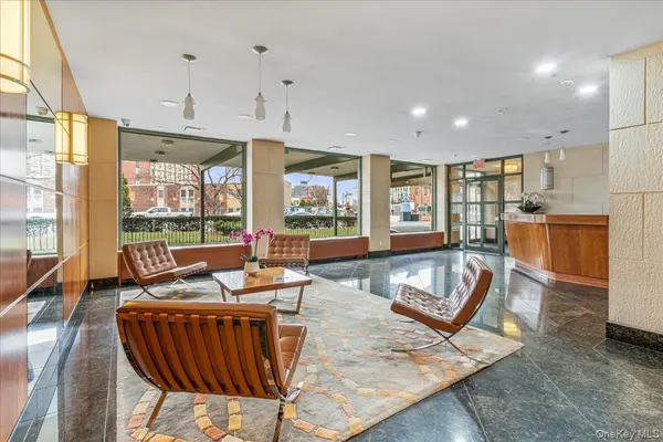 59-30 108th ST #2PP, Corona, NY 11368