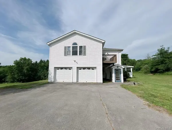 315 Arcadia RD, Goshen, NY 10924