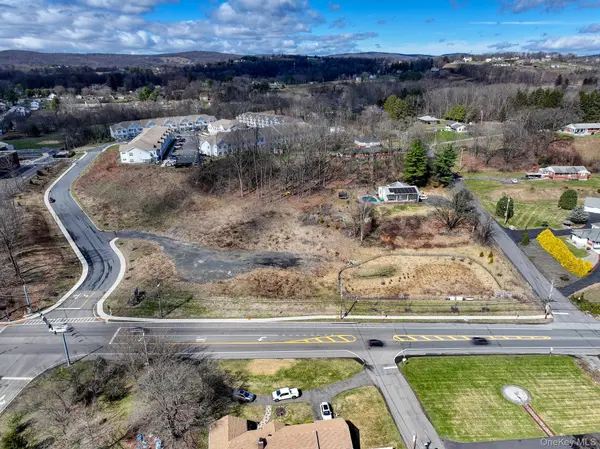 Route 9W, Marlboro, NY 12542
