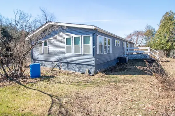 223 Plattekill RD, Marlboro, NY 12542