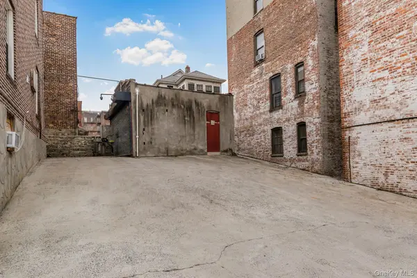 210 W 179th ST, Bronx, NY 10453