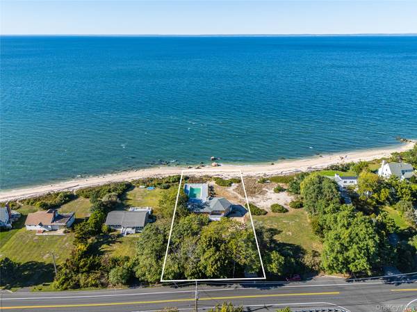 56765 Route 48, Greenport, NY 11944