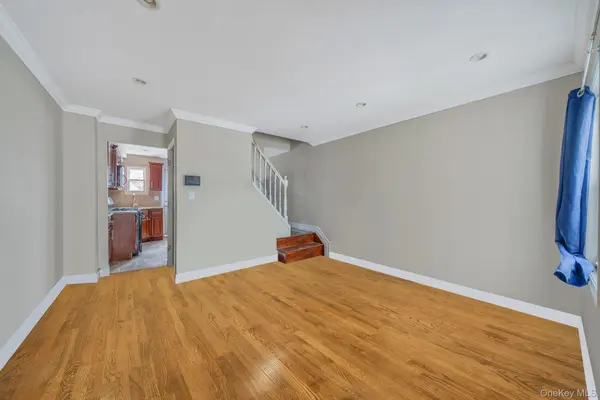 15050 Foch BLVD, Jamaica, NY 11434
