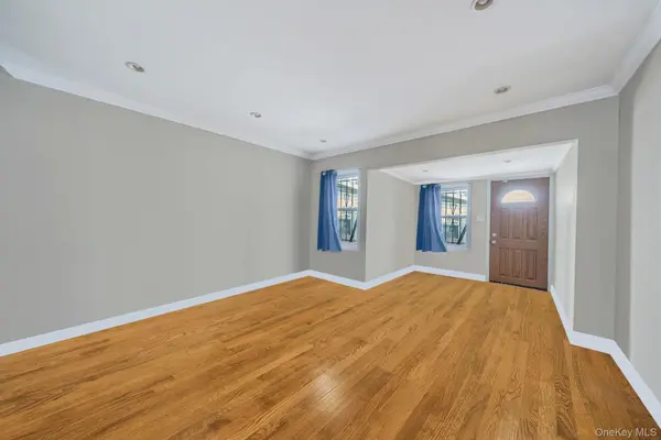 15050 Foch BLVD, Jamaica, NY 11434