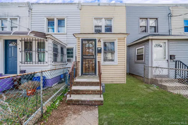 15050 Foch BLVD, Jamaica, NY 11434