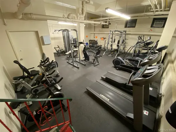 90-09 Northern BLVD #303, Jackson Heights, NY 11372