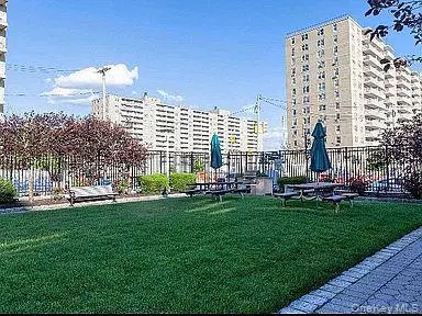 7914 Rockaway Beach BLVD #2R, Rockaway Beach, NY 11693
