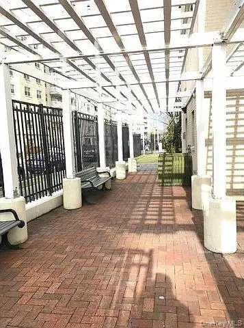 7914 Rockaway Beach BLVD #2R, Rockaway Beach, NY 11693