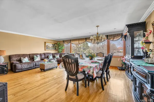 138-10 11 AVE, Malba, NY 11357