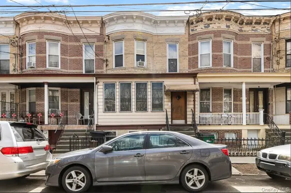 60-34 69th AVE, Ridgewood, NY 11385