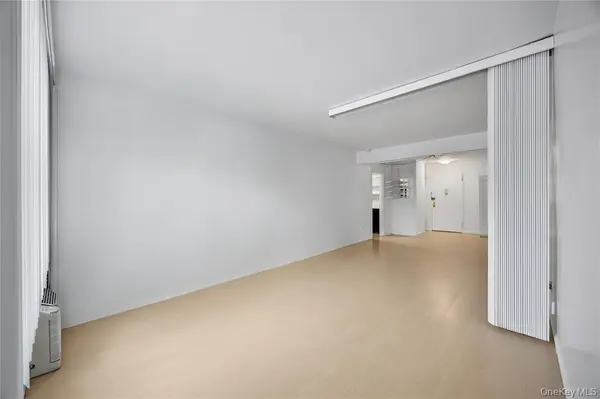 142-05 Roosevelt AVE #331, Flushing, NY 11354