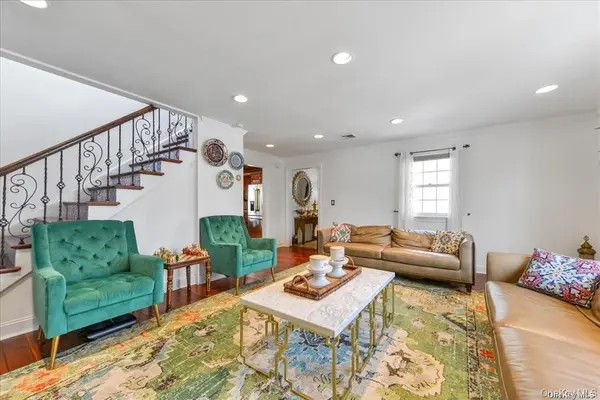 99-78 164th RD, Howard Beach, NY 11414