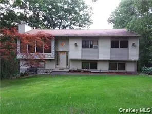 41 Serpi RD, Highland Mills, NY 10930