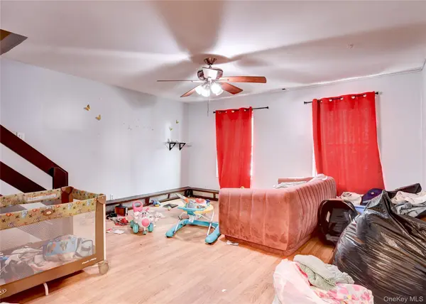 114 W Parmenter ST, Newburgh, NY 12550
