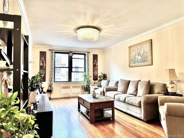 150-25 72ND RD #4C, Kew Garden Hills, NY 11367