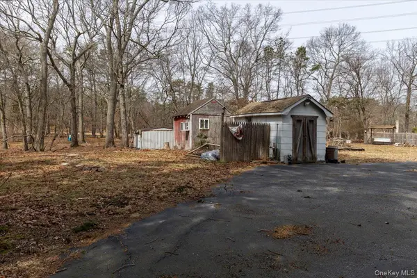 309 Primrose PATH, Manorville, NY 11949