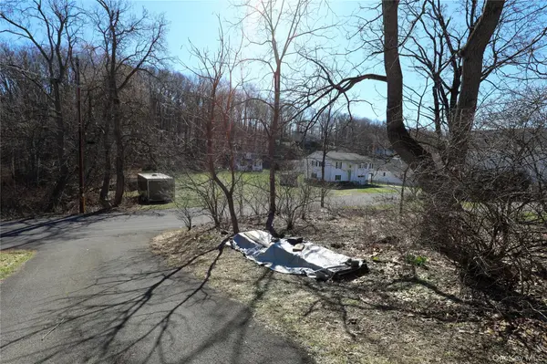 9-23 Rondout ST, Kingston, NY 12401