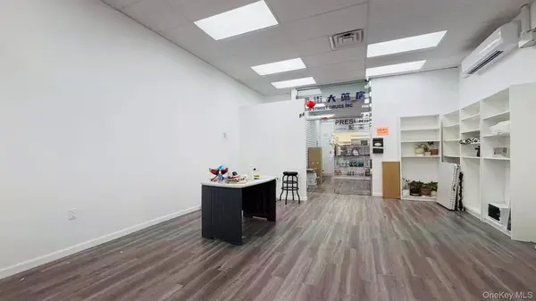 38-09 Main ST #Booth A1-2, Flushing, NY 11354