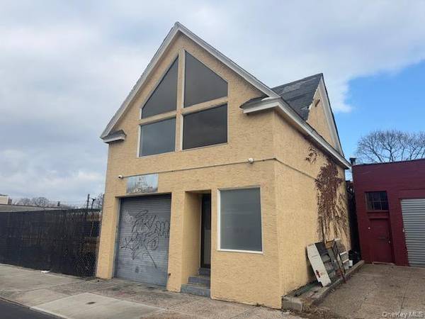 317 E 3rd ST, Mount Vernon, NY 10553